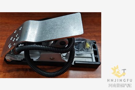 Yuchai E3000-3823800A electronic accelerator pedal